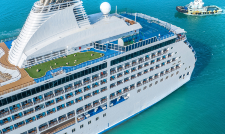 Γνωρίζετε γιατί οι τσιμινιέρες των πλοίων βάφονται λευκές;